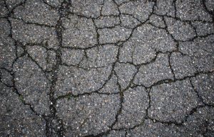 crack filling asphalt pavement